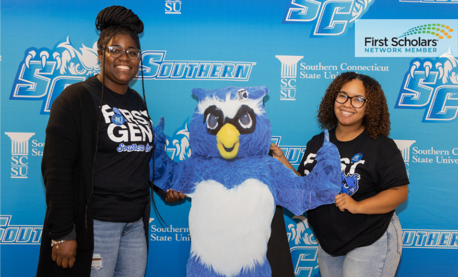 Southern Connecticut State University mascot with students
